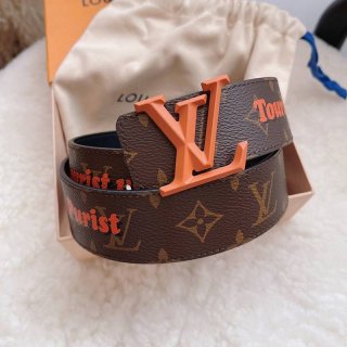 21-22AW Louis Vuitton Santur LV Pyramid Replica 40MM Reversible Belt vuq95758