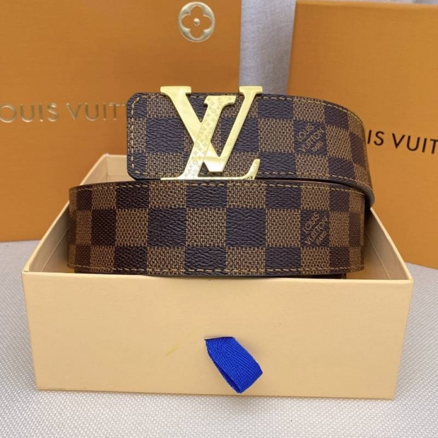 World-famous Louis Vuitton Santur LV Initial Replica 40MM Reversible Belt vuc86599