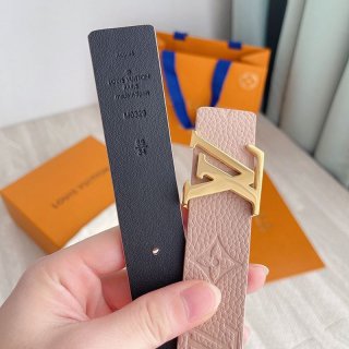 Rare color Louis Vuitton copy Santur LV initial 30MM reversible belt vuq95458