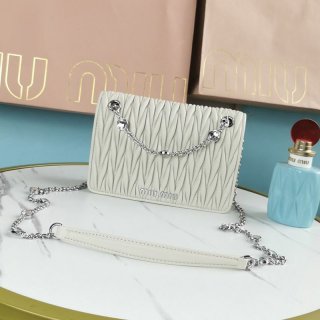 Popularity rising rapidly Miu Miu Matelasse copy mini shoulder bag myu42573
