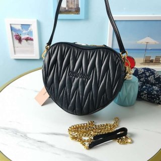 Cute Miu Miu heart-shaped fake shoulder bag myy39684