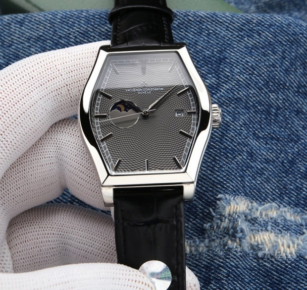 The rapidly growing Vacheron Constantin Malta Chronograph van42268