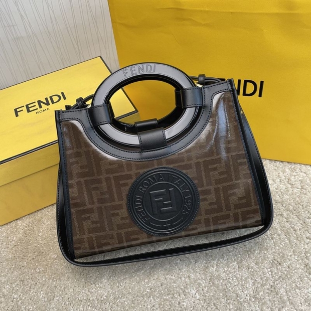 Very popular! Fendi replica FF leather shoulder bag feb32692