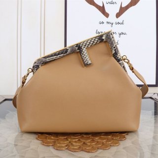 ☆Super popular☆Fendi first copy beige leather bag with exotic details 8BP129AGWRF1GEM