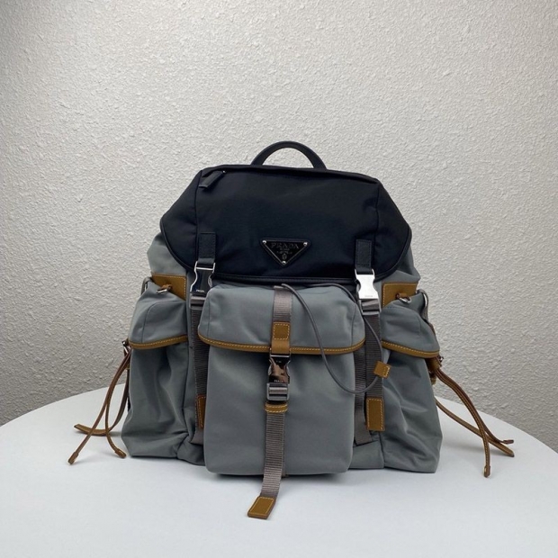 Popular all over the world? Prada copy ☆ Technical fabric Saffiano leather backpack puh47642