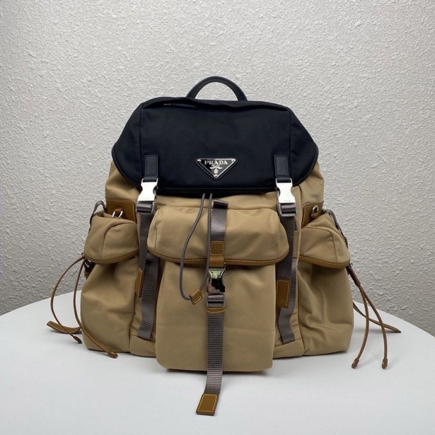 Prada ☆ Technical fabric Saffiano leather backpack pul53512