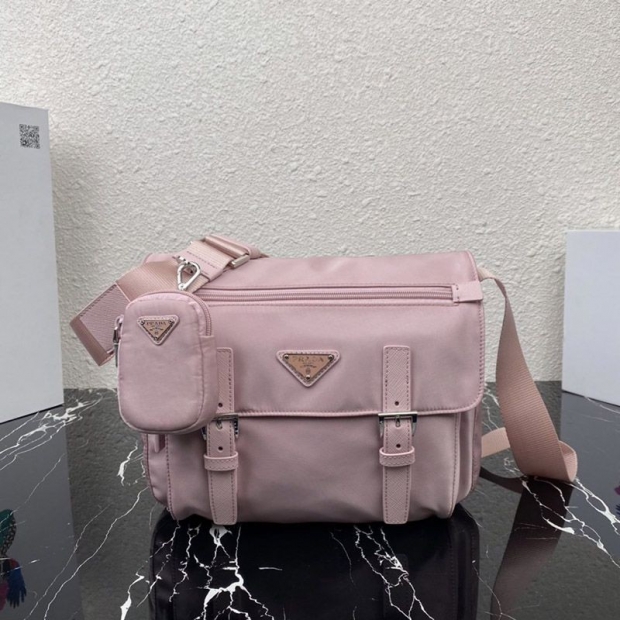 Eye-catching color Prada ★ Sale! Lightweight nylon fake shoulder bag? puy17177