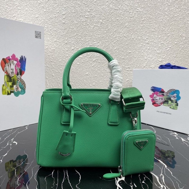 Super popular! Prada shoulder bag 3way replica puj40586