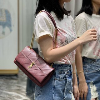★Popular in Japan! Saint Laurent Shoulder Bag Replica Jamie Medium Carre Rive Gauche Bag Saf98433
