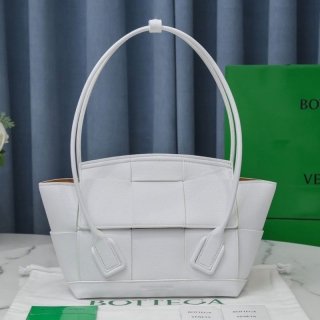 ☆Super popular☆Bottega Veneta Zaarco copy top handle mini bag boo25644