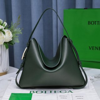Spring New Arrivals Bottega Veneta Cradle Replica Small Shoulder Bag Dark Moss BOE32019
