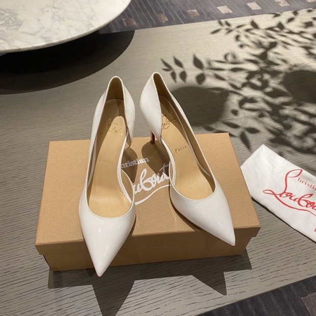 Extremely rare! Louboutin Kate 8.5cm pumps alligator pattern leather Rur26598