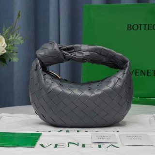 Not available in Japan Bottega Veneta Mini The Jodie Replica Intrecciato Mini Bag boq96830