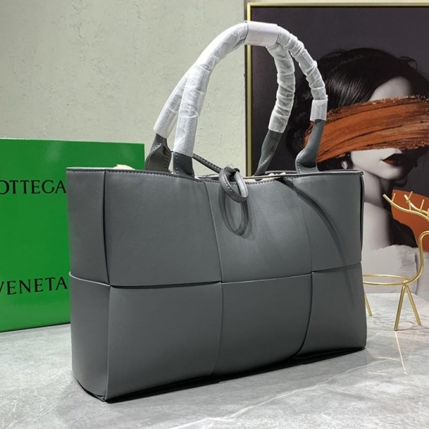 21AW New Bottega Veneta Zaarco Tote Replica Thunder Box 91317