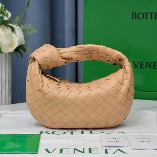Hard to find Bottega Veneta Mini The Jodie replica Intrecciato mini bag boi75298
