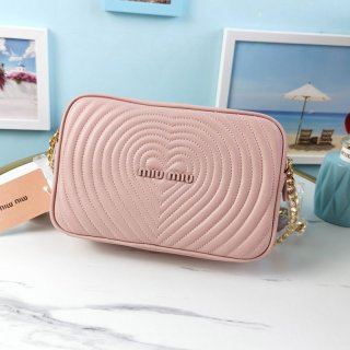 Very popular! Miu Miu matelassé lambskin replica heart embossed mys71350
