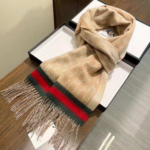 New Spring Collection Gucci GG Wool Lame Jacquard Replica Scarf/Muffler gui87272