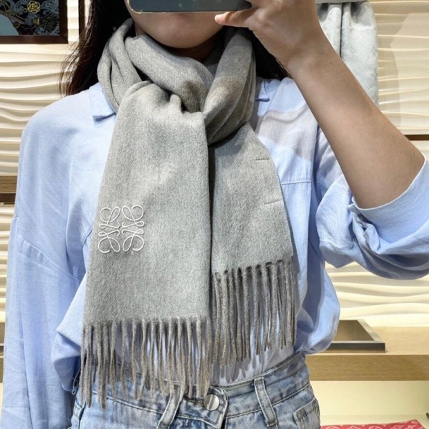 Popularity rising Loewe cashmere scarf copy lon02659