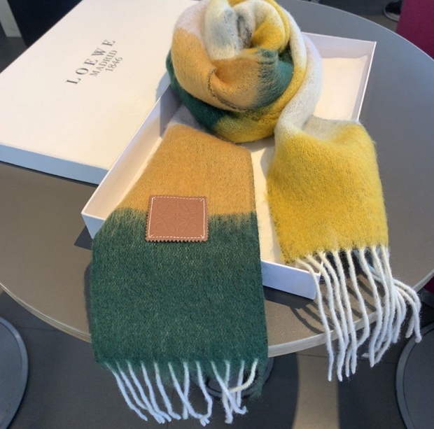 Rare Loewe Striped Scarf Replica (Mohair) lom06589