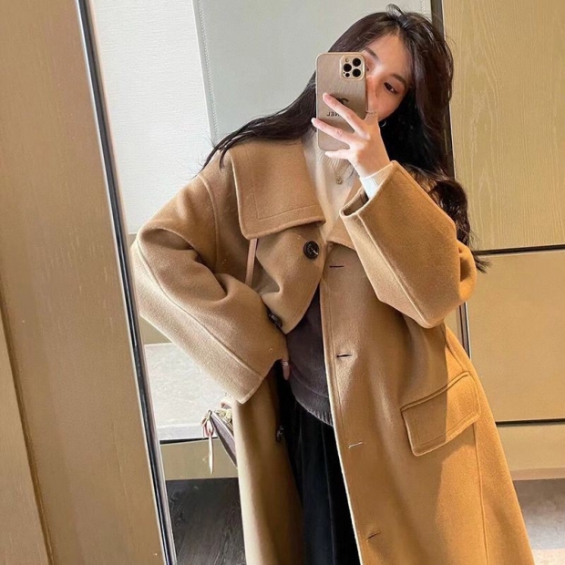 Classic Max Mara 101801 Icon Coat Replica Beige mam23551