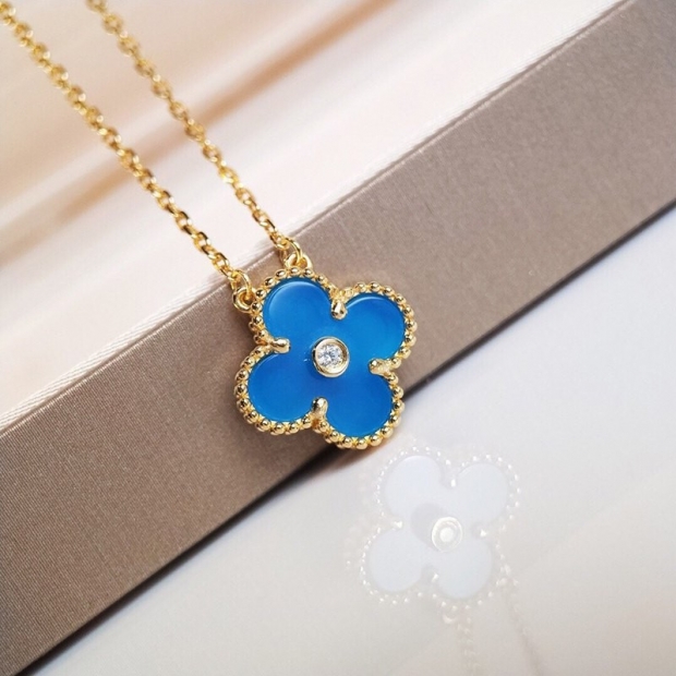 Very popular!! New color Van Cleef & Arpels vintage copy Alhambra pendant vat79081
