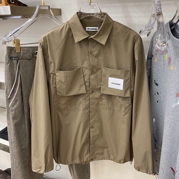 The most popular Jil Sander shirt replica ★ Detachable sleeves and patch pockets Jia77793
