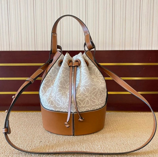 No customs duties Loewe Balloon Bag Replica 2way Bag Shoulder Bag lom92170 Tote Bag Shoulder Bag Anagram