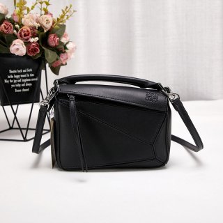 Rare color Loewe shoulder bag replica soft grain calfskin puzzle mini handbag lol03087