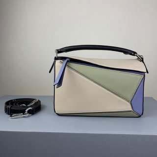 The hottest topic! Loewe Puzzle Bag Replica Tricolor Shoulder Bag low45561