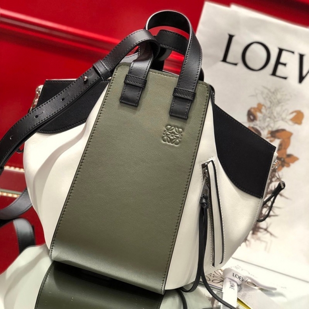 ★Free shipping★Loewe Hammock replica small bag A538S35X19