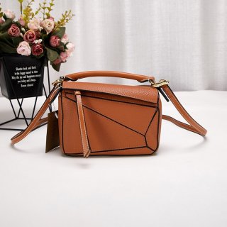 ☆Super popular☆ Loewe shoulder bag copy soft grain calfskin puzzle mini handbag lob25693