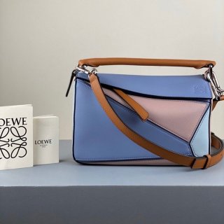 New Spring Collection Loewe Puzzle Bag Replica Tricolor Shoulder Bag lox23047
