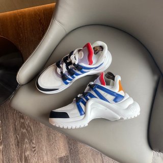 Classic Louis Vuitton sneakers Arclight line fake vua44586