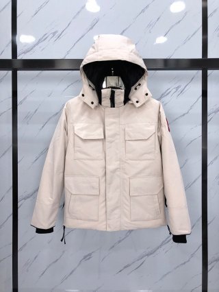 Eye-catching color Canada Goose replica Maitland Parka Maitland Black Label Cav54563
