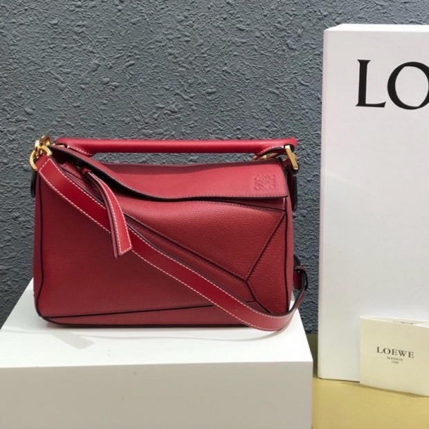Eye-catching colors Loewe Puzzle Bag Replica Tricolor Shoulder Bag lox95784