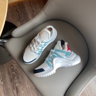 Not available in Japan Louis Vuitton Replica Arclight Line Sneakers vus58442