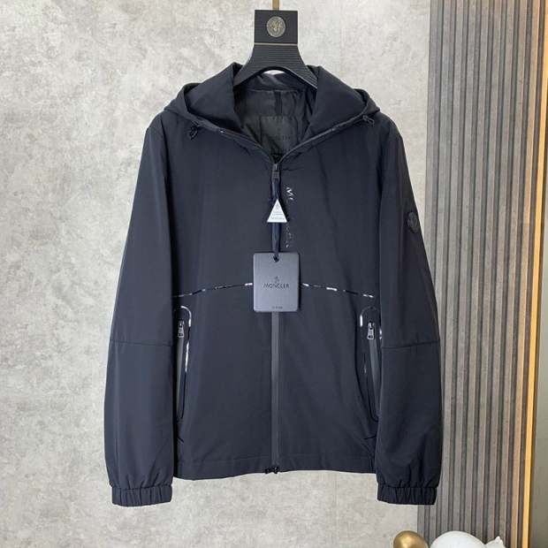 Rare and very popular! Moncler replica hooded nylon jacket mod79257