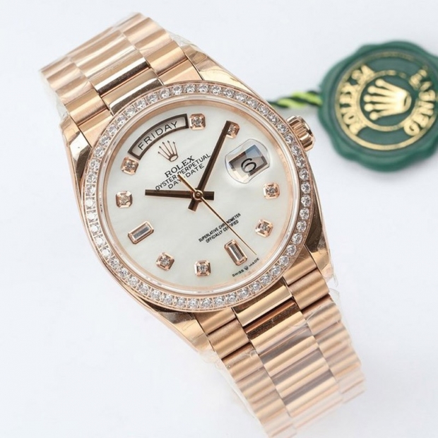 ★Popular in Japan! Rolex Day-Date White 36mm Replica Watch rou61653