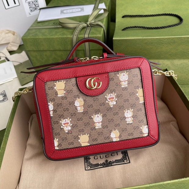 Gucci x Doraemon ★ Hard to find! Cow and Ox mini shoulder bag fake 655596 2TVAG 9795
