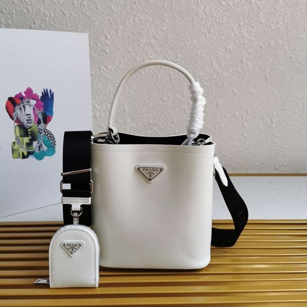 New limited edition [21AW] Prada calfskin handbag replica pus62368