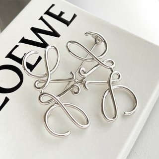 Free shipping Loewe brooch fake anagram palladium log86129