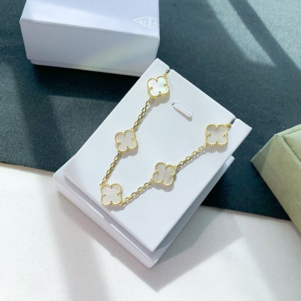 Hard to find Van Cleef & Arpels replica vintage Alhambra bracelet, 5 motifs vcara41800