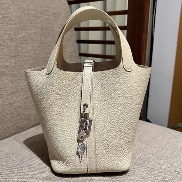 Love at first sight? Hermes Picotin Lock replica 18PM erb55917