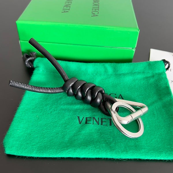 Bottega Veneta Replica Braided Leather Key Ring Bow76206