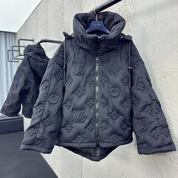 Very popular ☆ Louis Vuitton copy ☆ Monogram Boyhood puffer jacket vug51832