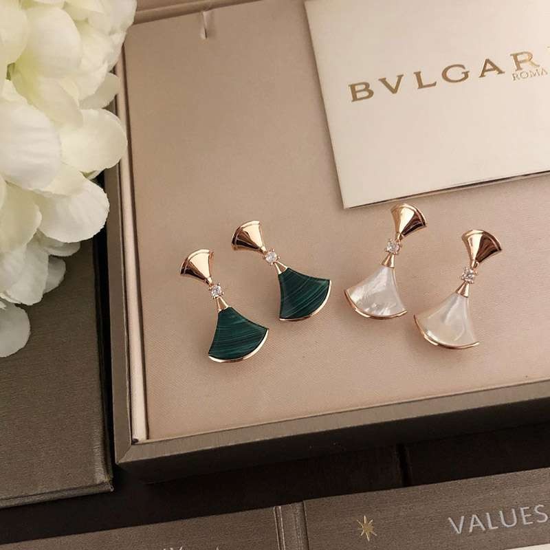Hard to find! Bulgari 18K Yellow Gold Earrings Parody 2 Colors Bui52224