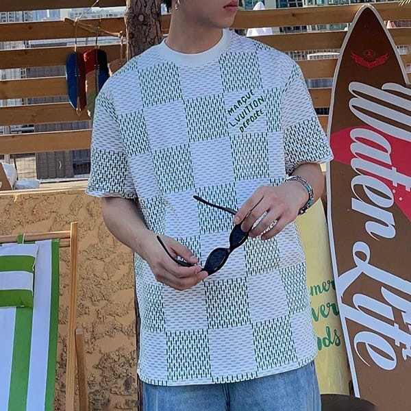 I definitely want it! Louis Vuitton Replica Damier T-shirt short sleeve vul45831