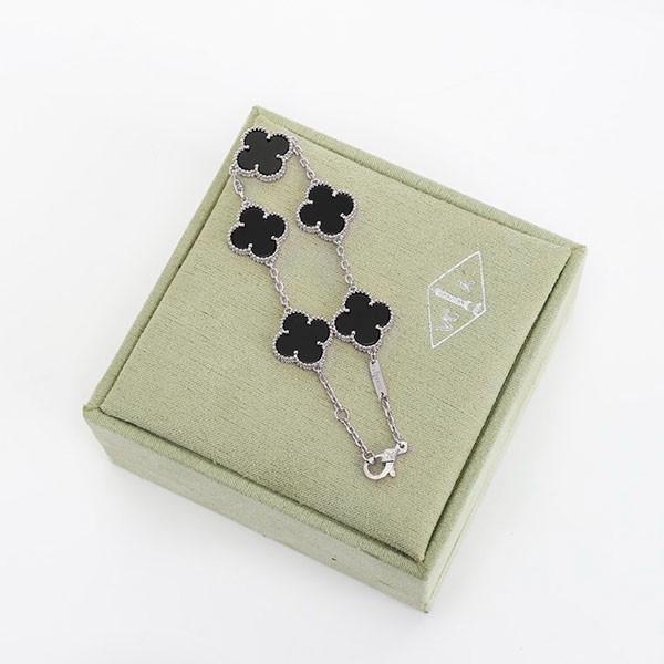 Van Cleef & Arpels Vintage Alhambra Replica Bracelet, 5 Motifs vas17577