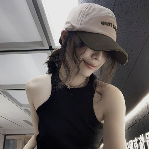 Popular all over the world? Miu Miu Drill Cap N grade MYH63190