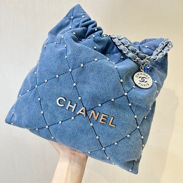 Convenient Chanel 22 denim handbag replica shr77041